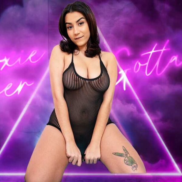 Roxie Sinner Sinner Gotta Sin