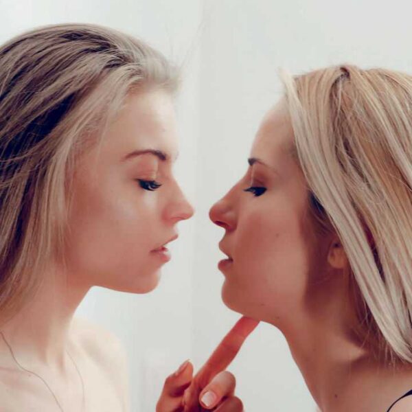 Sapphic Seduction