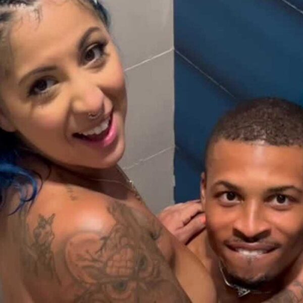 Pov Spanish Barbie And Rocket Powers Shower P2