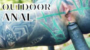 Anal Picnic In Public Tattoo Couple Outdoor Fuck