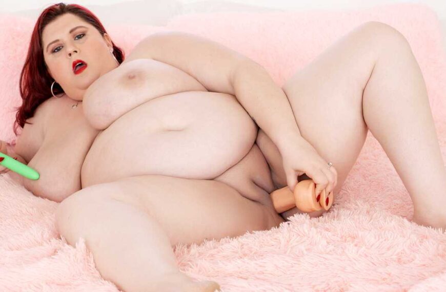 Fat N Busty Slut Makes Herself Cum