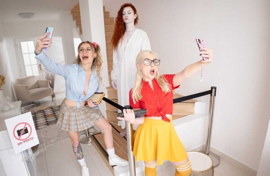 The Statues Solid Cock