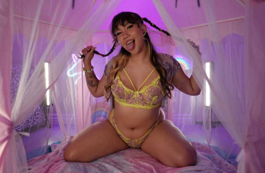 Tomie Likes To Tempt