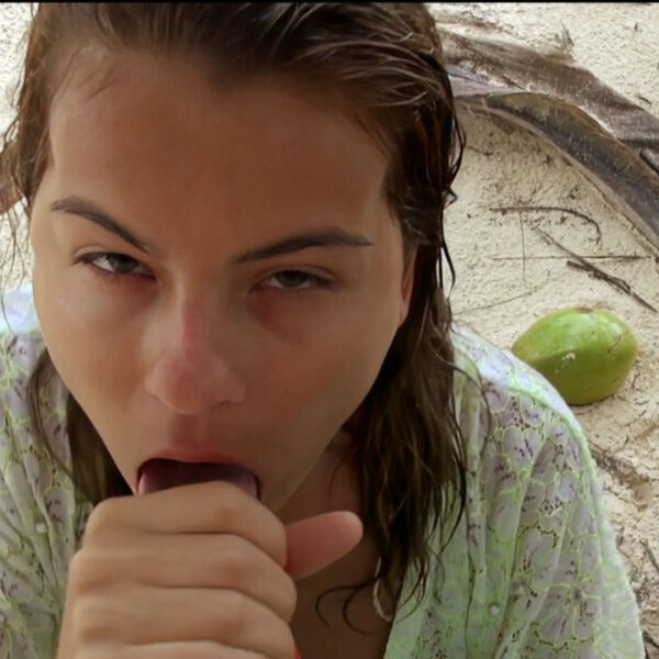 Horny Girl Flies To Cock