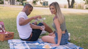 Ria Sunn Gets Dp'd With Two Bbc