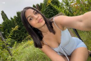 Selfie 4U Garden Pee