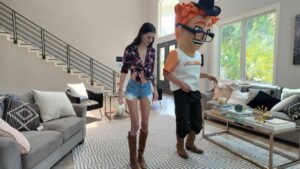 Sophie Tyler Prepares Porn Dude For A Hoedown