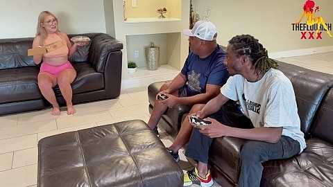 Veronica Cruz The Squirting Pie Girl Gets Bbc Threesome