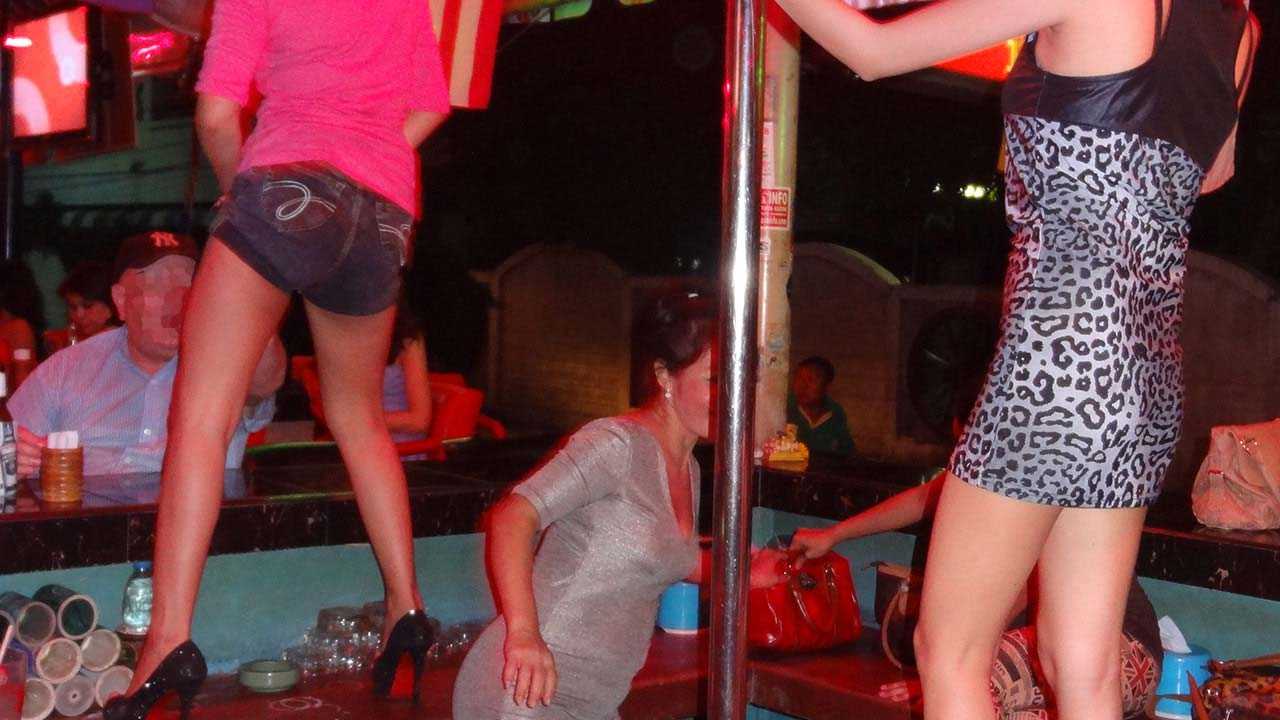 Cute Girl Dancing For Old Man