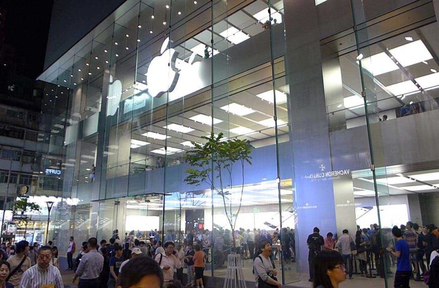 Hong Kong Istore Visit