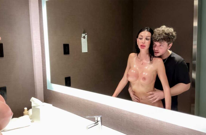 Fucking Big Tits Slim Model In Mirror