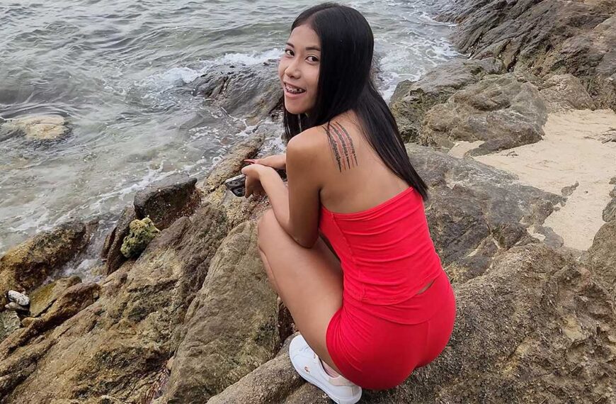 Meeting Sexy Thai At Phuket Beach