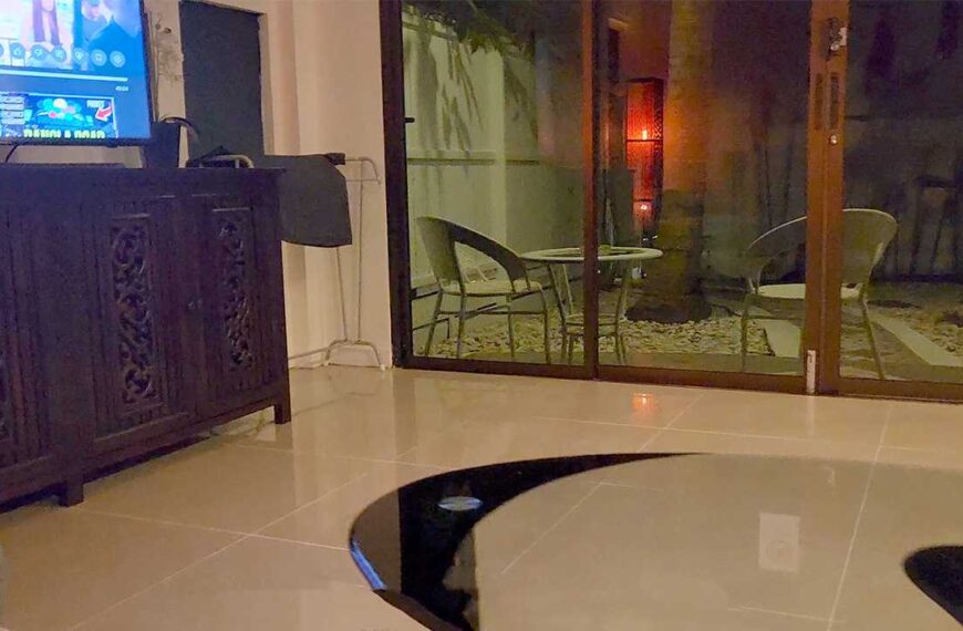 Room In Phuket Plus New Girl