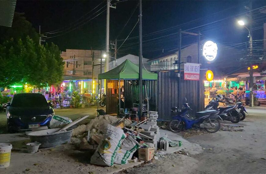 Quiet Phuket Neighbourhood Explored