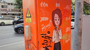 Bangkok Graffiti Art On My Walk