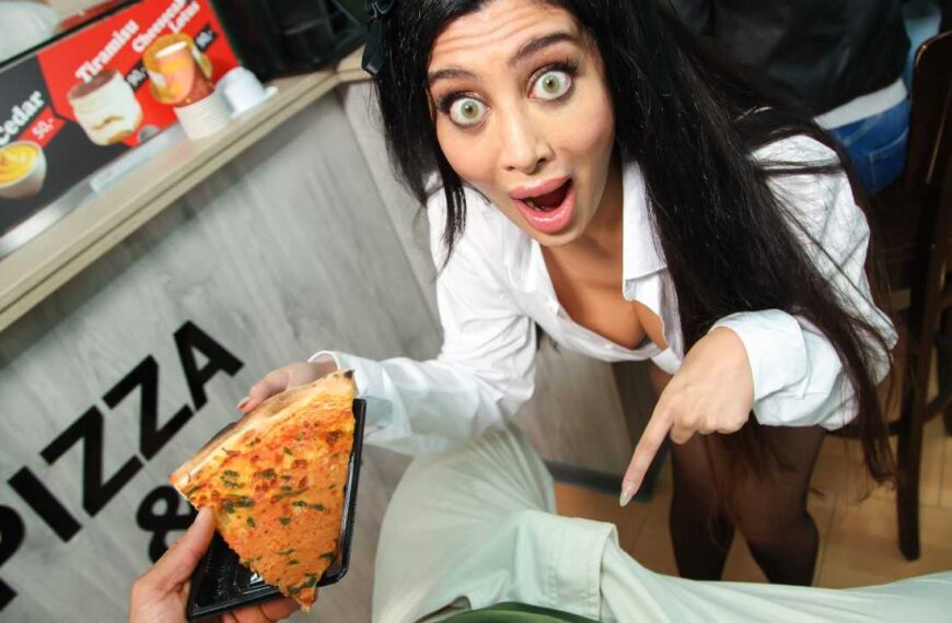 Big Tip For The Waitress