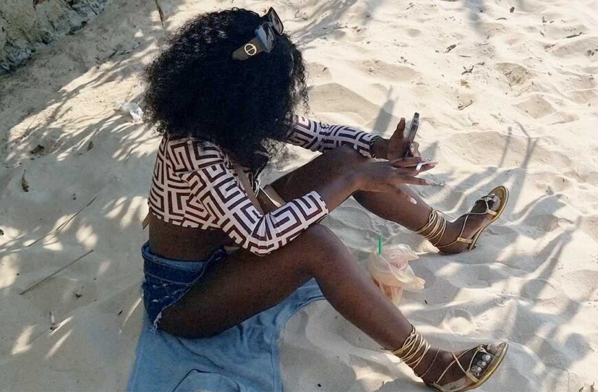 Sexy Ebony Legs On The Beach