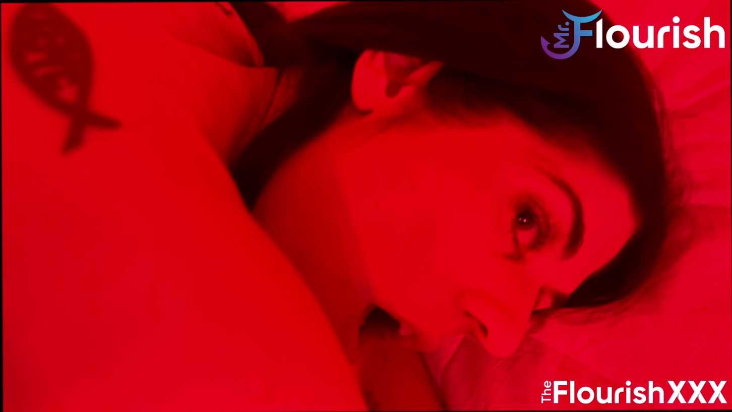 Preview Anna Cummings In Mr Flourish Red Light Session
