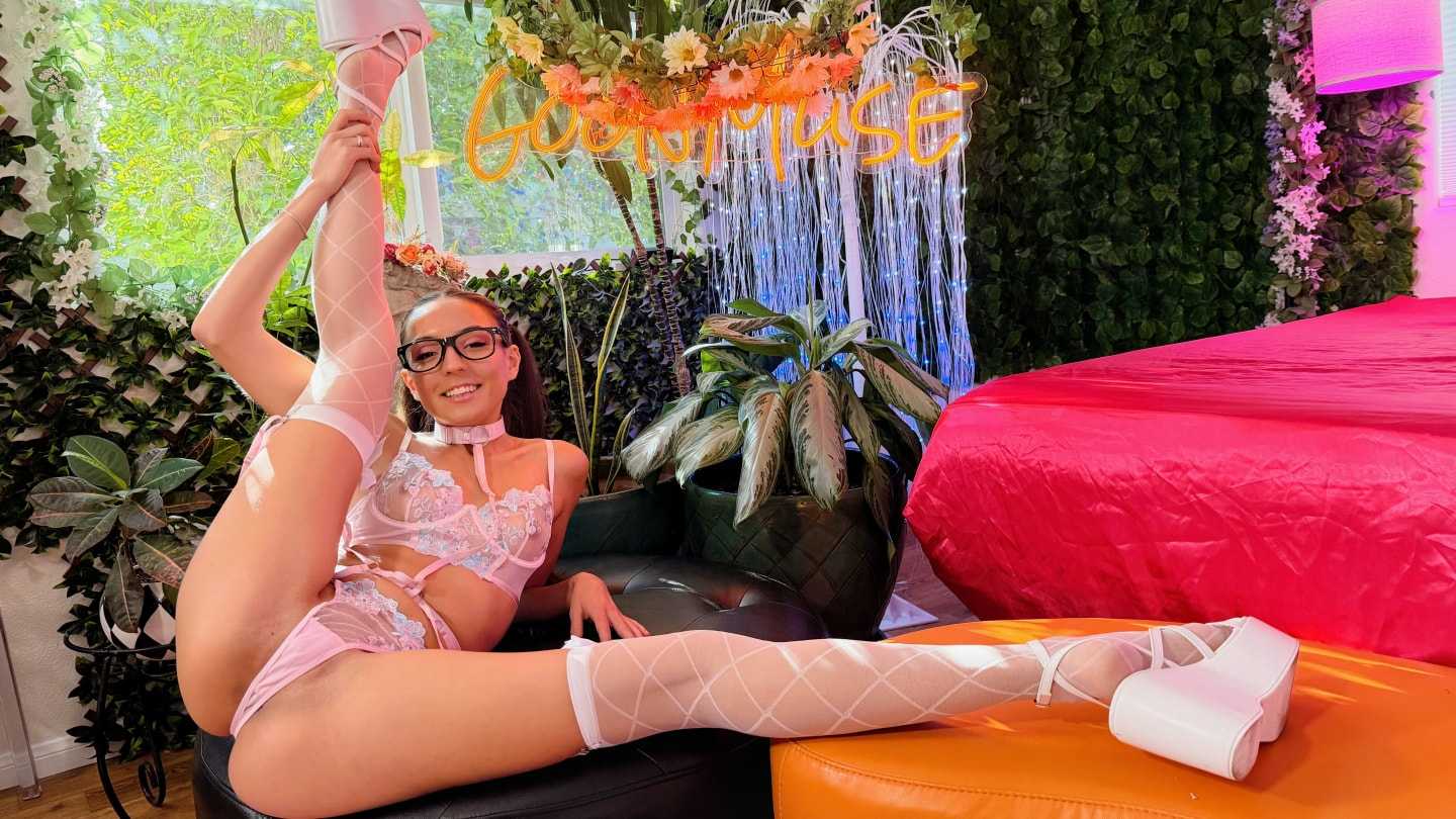 Sasha Tatcha Comes Back For Anal Creampies and A Squirting Fuckfest