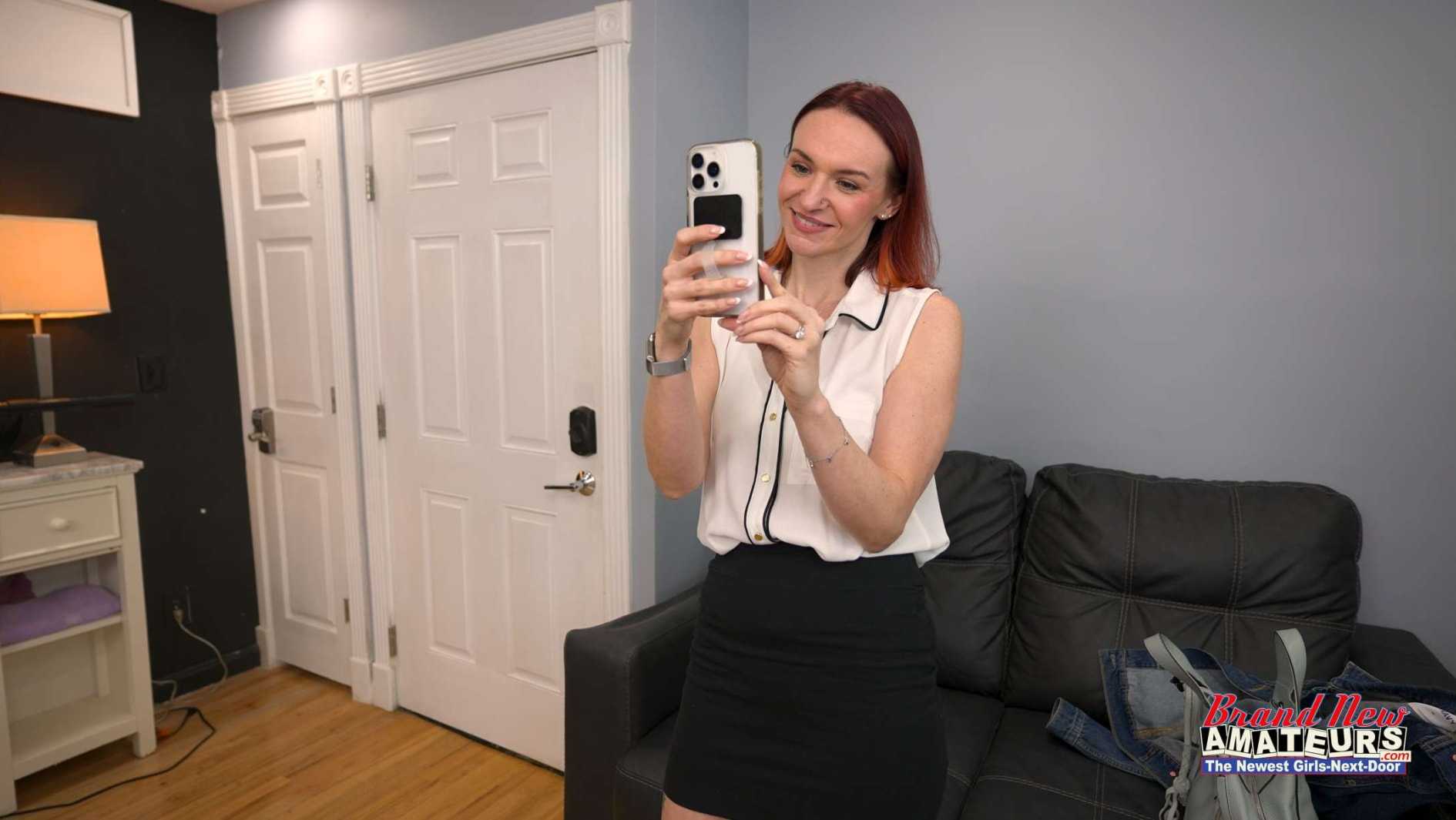 Ginger Milf Gets Loud In Modeling Audition!
